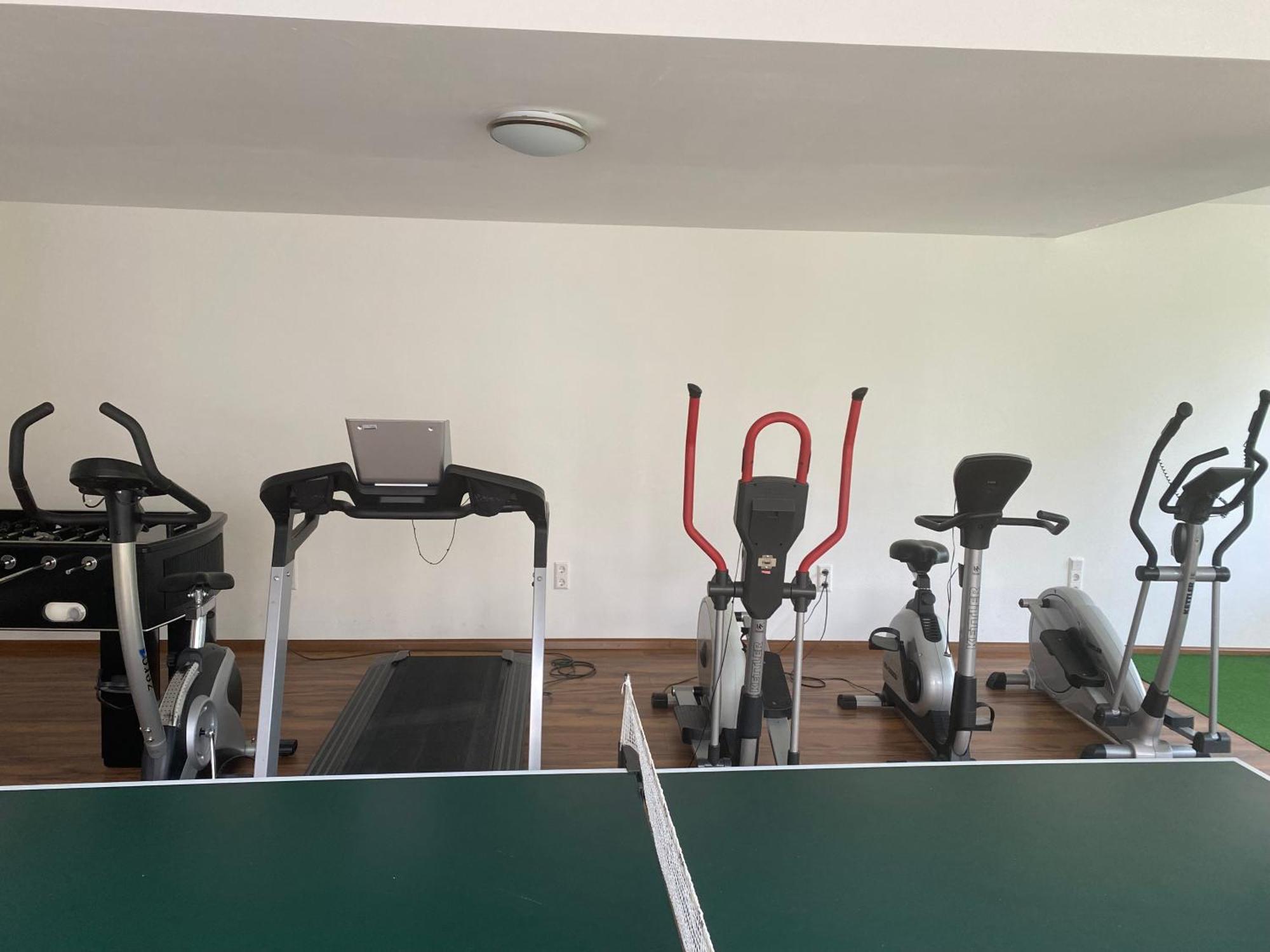 2-Zimmer-Ferienwohnung Mit Hotelservice Und 2 Balkons - Golf, Bike Und Wellness Im Markgraeflerland Bad Bellingen Exterior foto